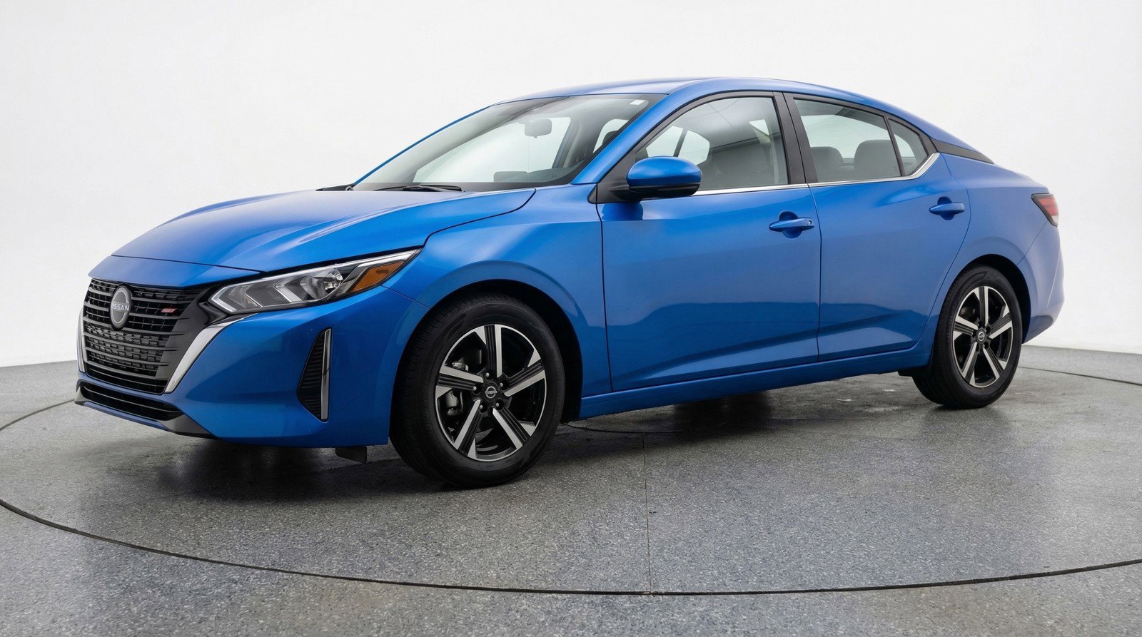 Used 2025 Nissan Sentra SV image 3