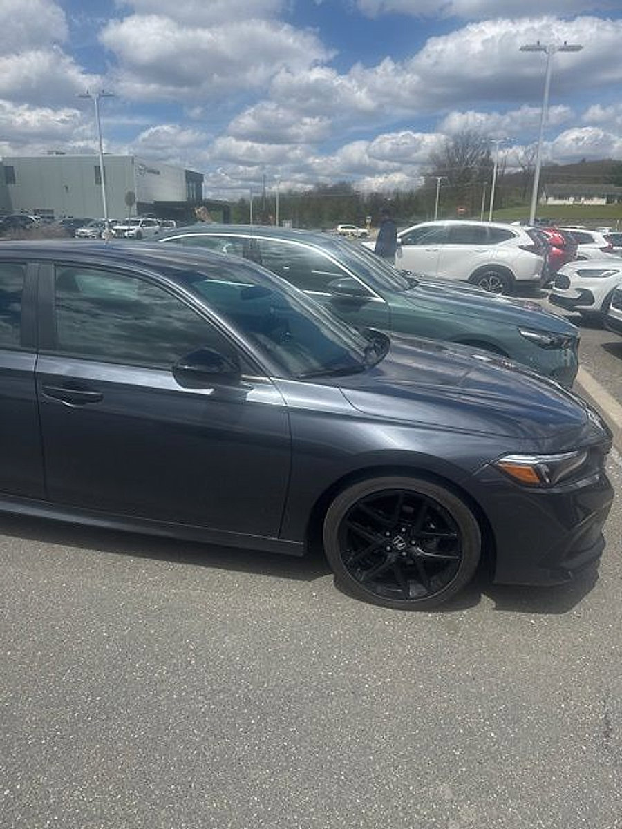 Used 2023 Honda Civic Sport image 10