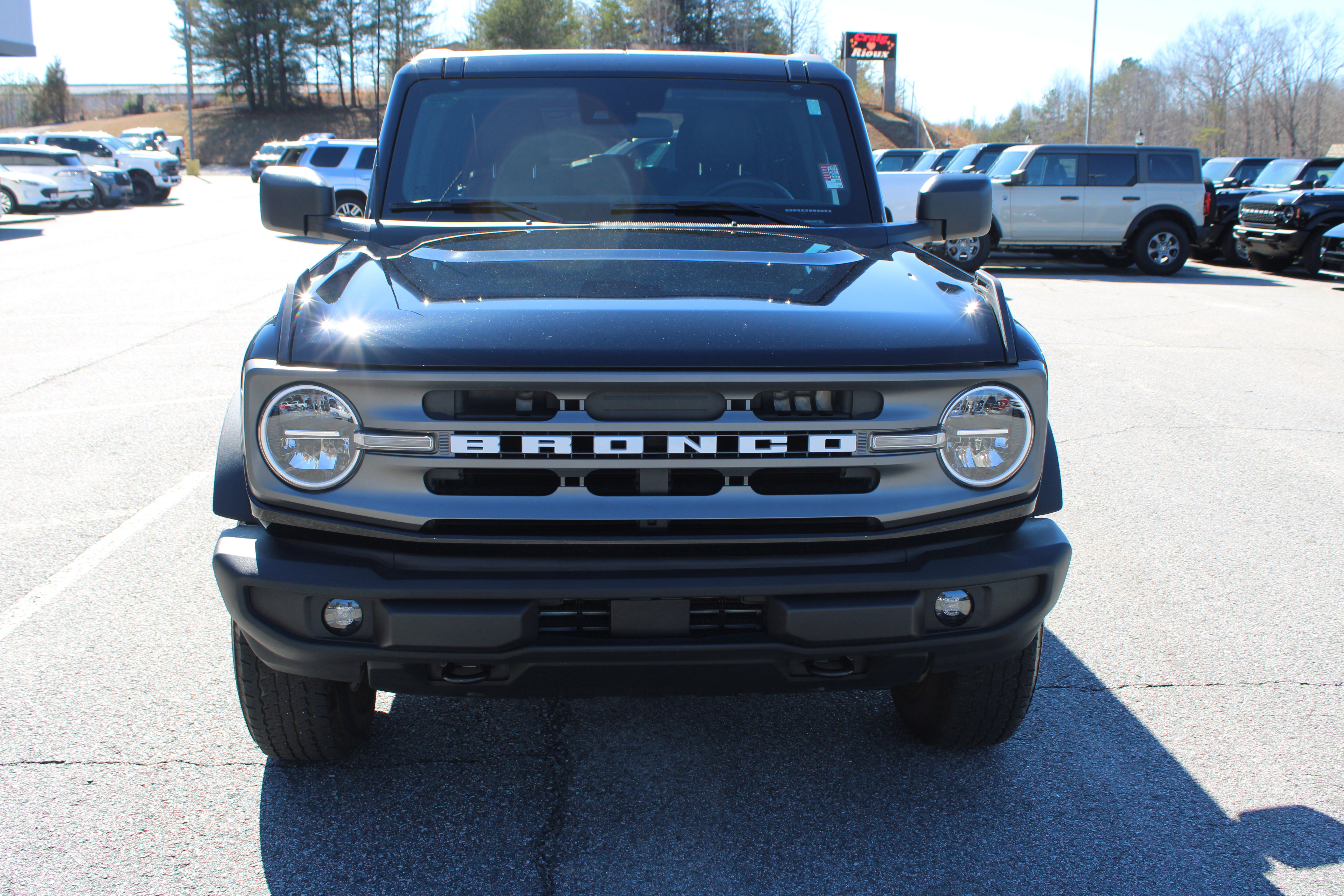 Used 2024 Ford Bronco Big Bend image 3