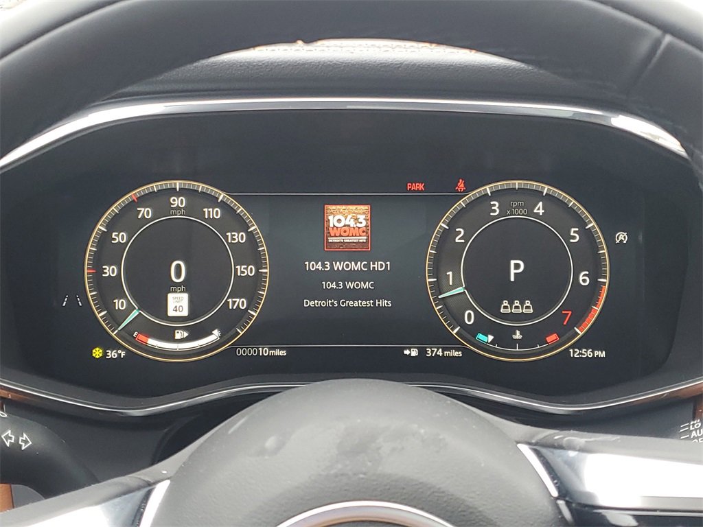 New 2025 Jaguar F-PACE R-Dynamic S image 18