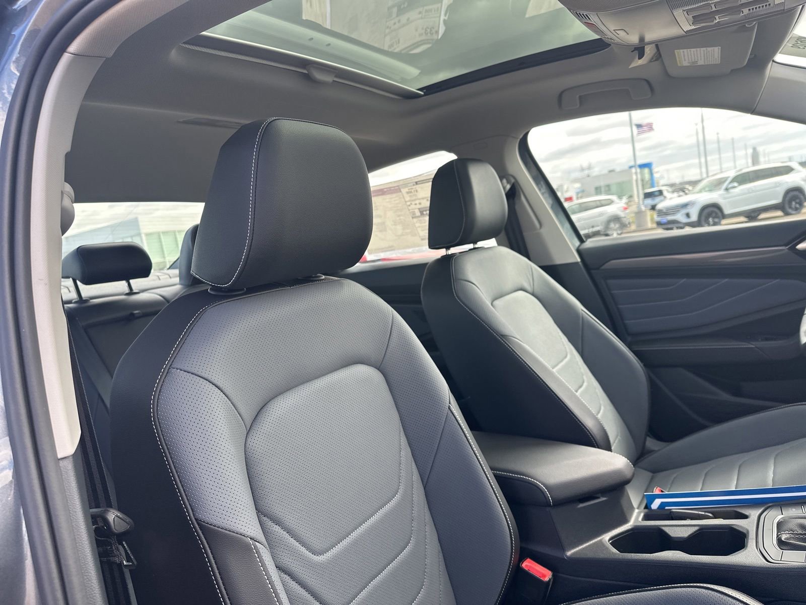 New 2026 Volkswagen Jetta SEL FWD image 33