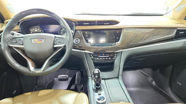 Used 2024 Cadillac XT6 Sport w/ Platinum Package image 25