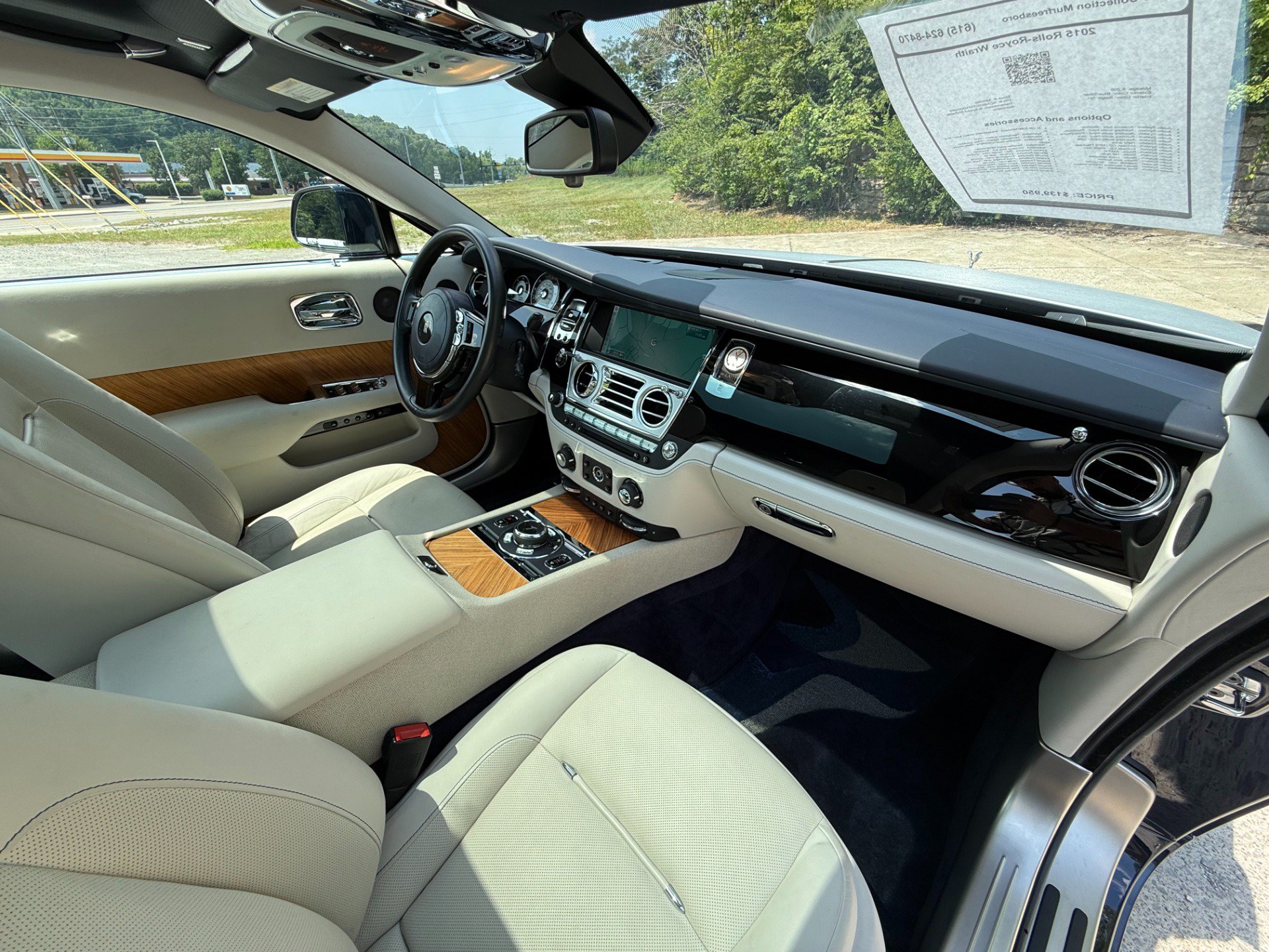 Used 2015 Rolls-Royce Wraith RWD image 20