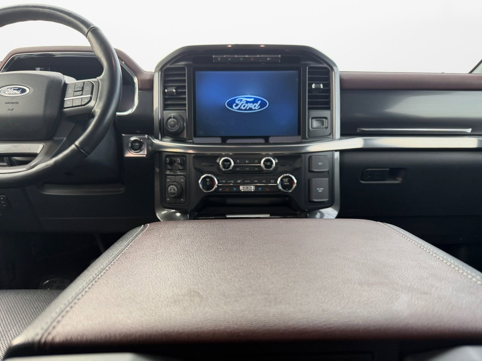 Used 2022 Ford F150 Lariat w/ Equipment Group 502A High image 10