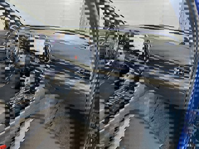 Used 2025 Kia Sportage X-Line image 28