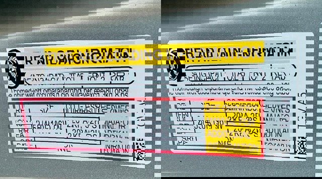 Certified 2025 Acura TLX w/ Technology Package image 38