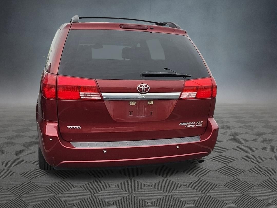 Used 2005 Toyota Sienna XLE Limited image 7