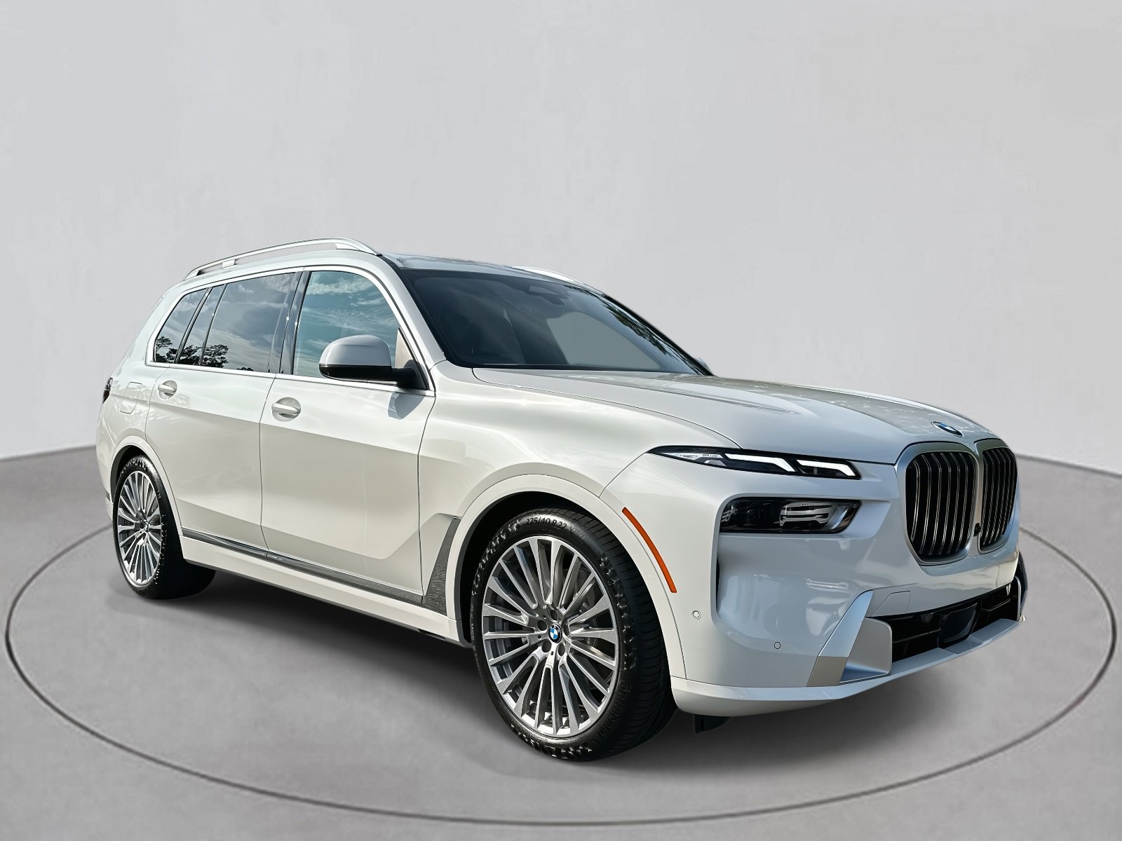 New 2026 BMW X7 xDrive40i w/ Premium Package image 7