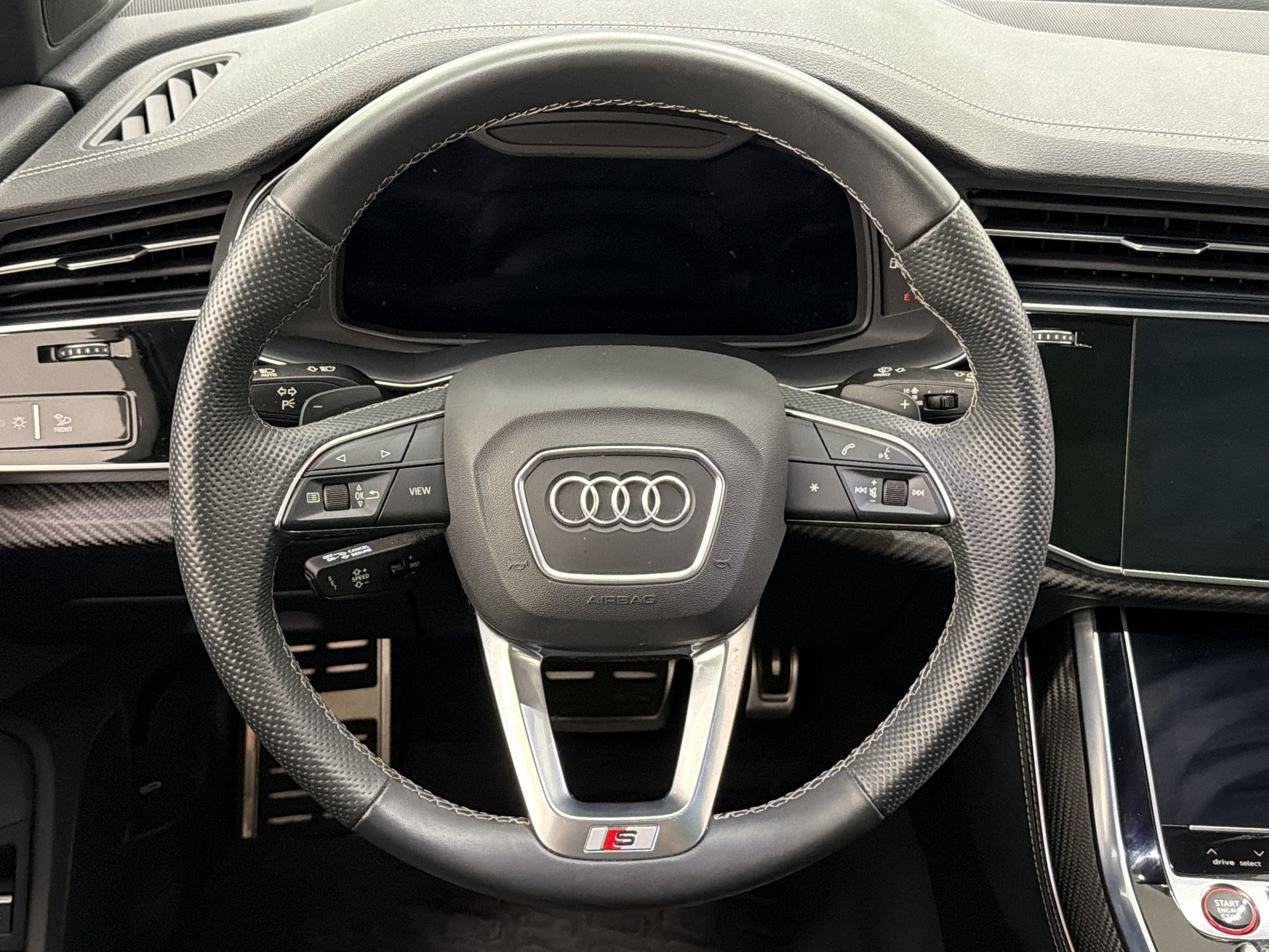 Used 2025 Audi SQ7 Prestige AWD/4WD image 11