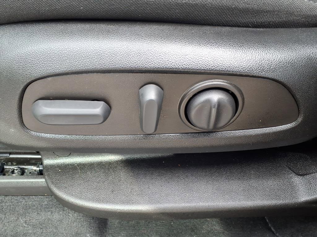 Used 2022 Chevrolet Traverse LT image 15