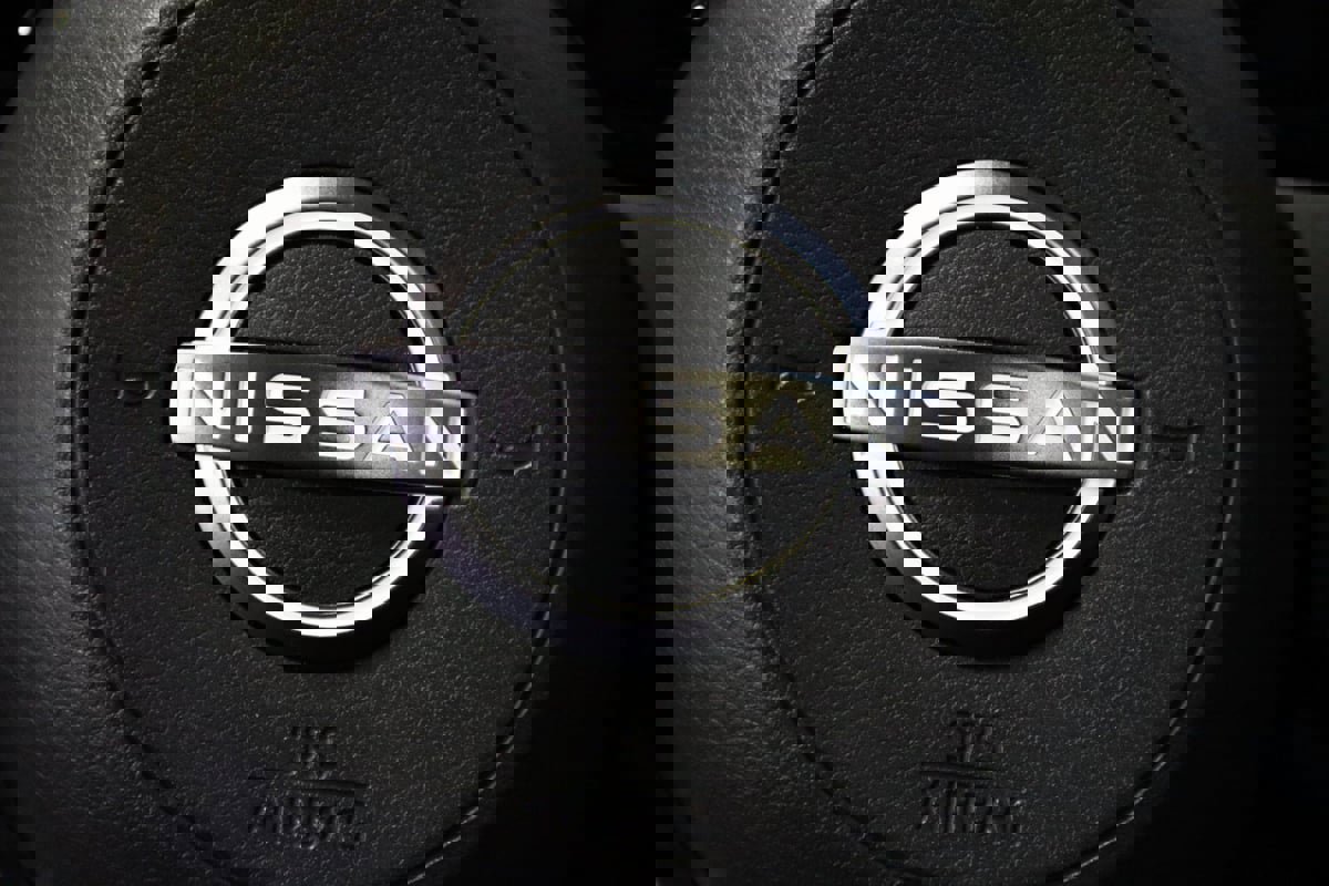 Used 2022 Nissan Pathfinder Platinum w/ Cargo Package image 42