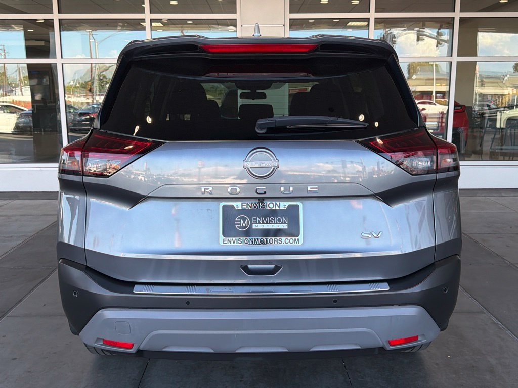 Used 2023 Nissan Rogue SV FWD image 12
