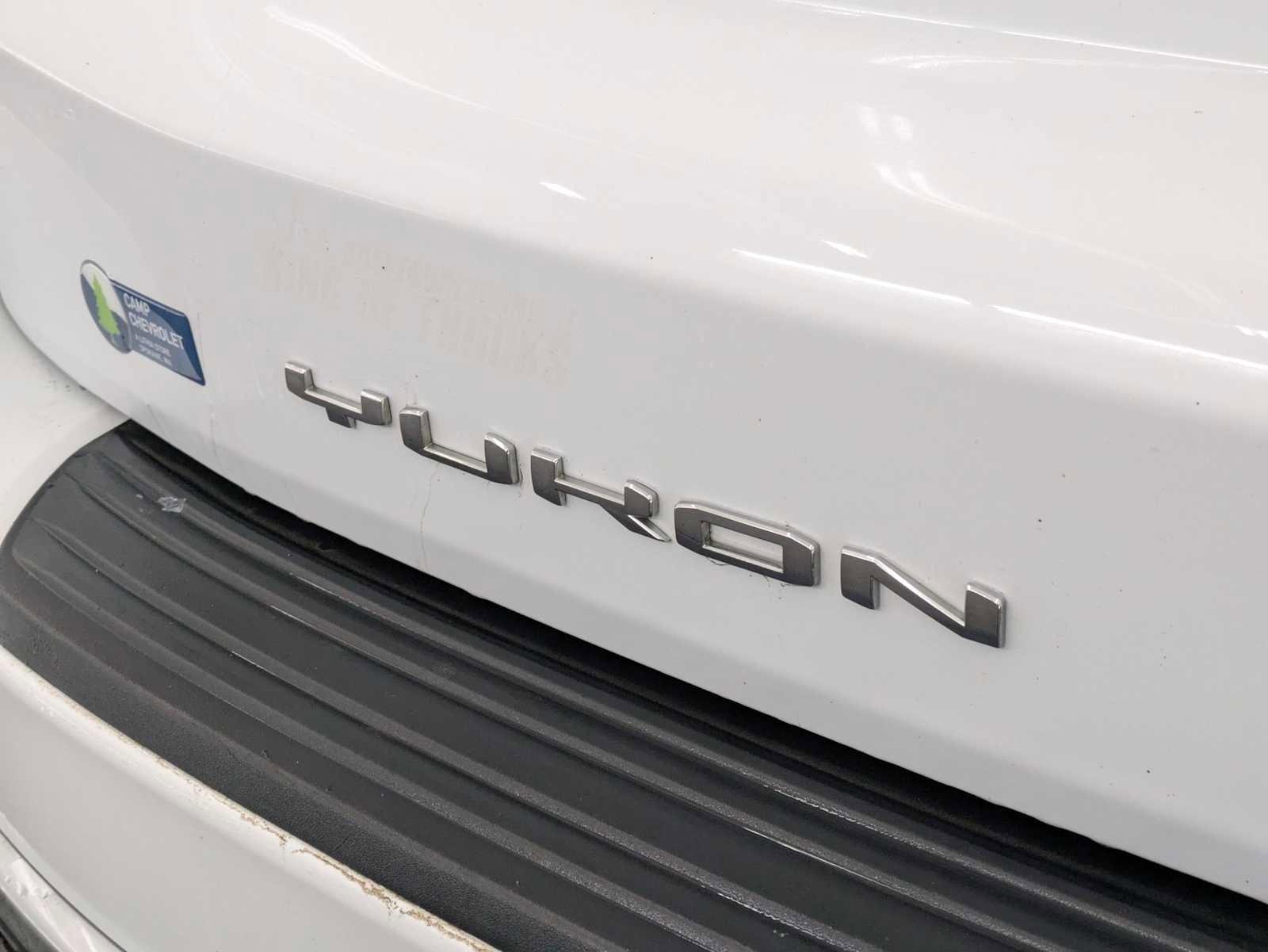 Used 2021 GMC Yukon XL Denali w/ Denali Premium Package image 14