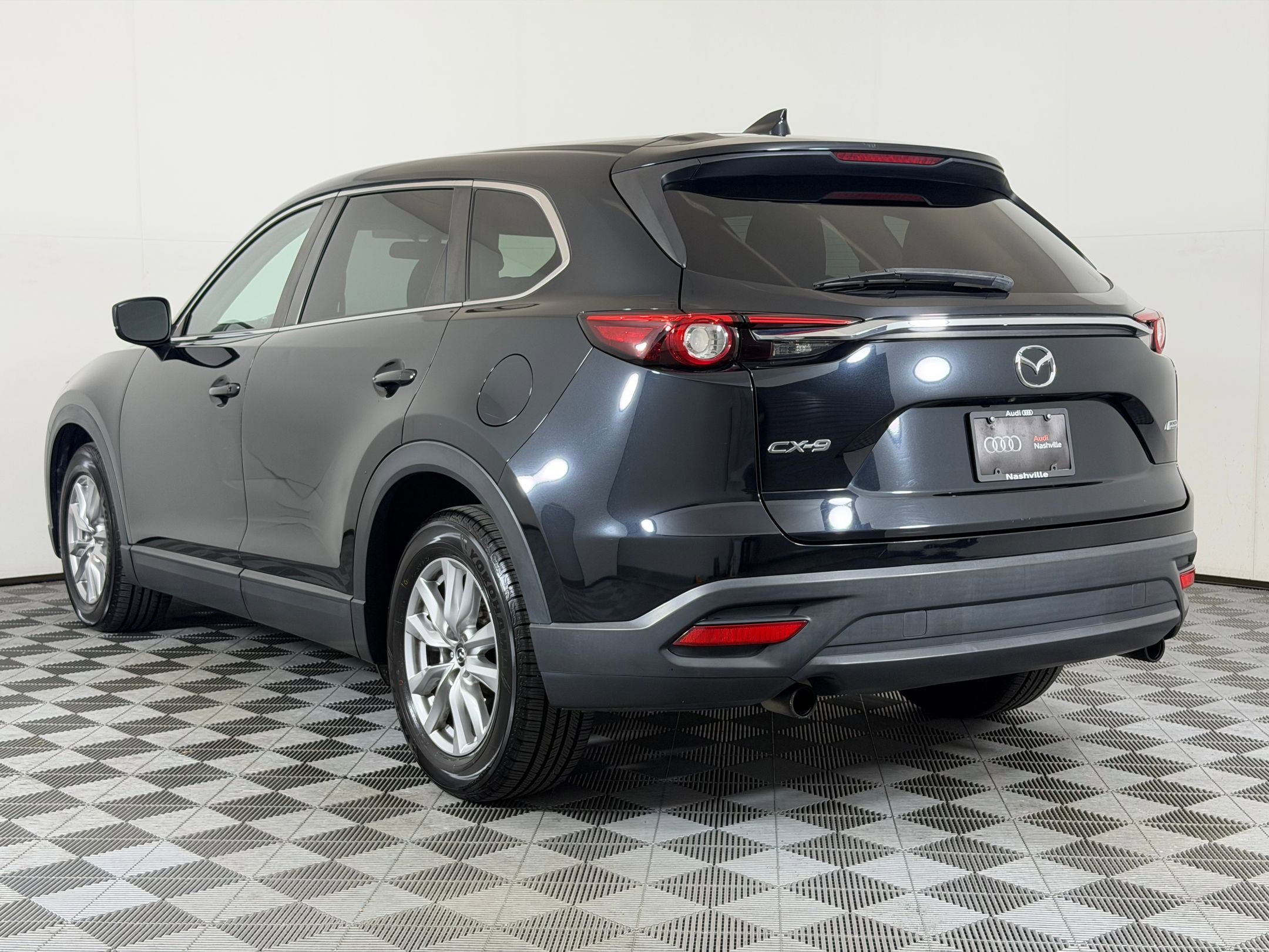 Used 2017 MAZDA CX-9 Sport FWD image 3