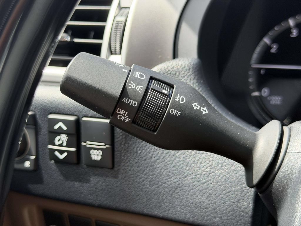Used 2023 Lexus GX 460 Premium w/ Premium Package AWD/4WD image 25
