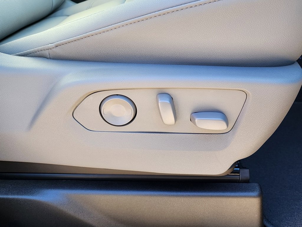 New 2026 GMC Sierra 1500 SLT w/ SLT Premium Plus Package image 40