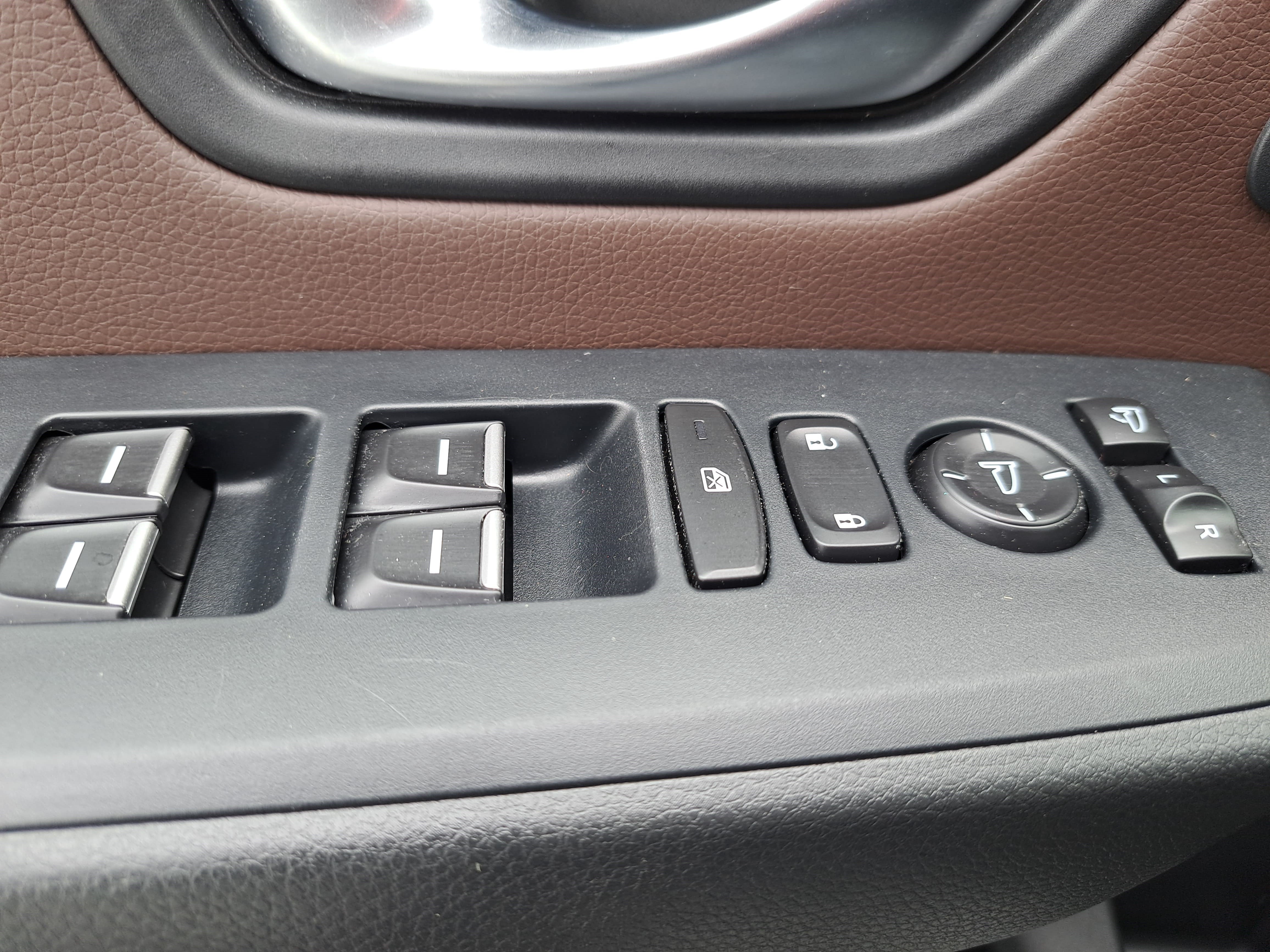 Used 2024 Honda Pilot Elite image 28