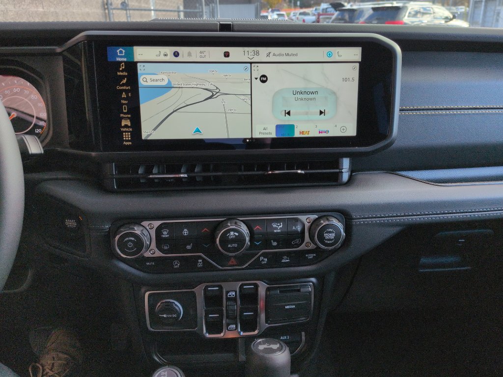 New 2025 Jeep Wrangler Sahara image 13