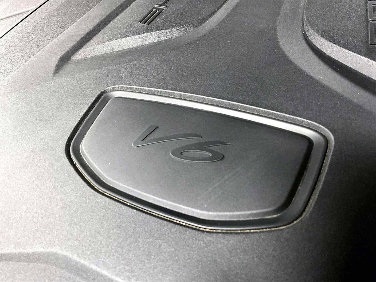 Used 2024 Porsche Cayenne image 38