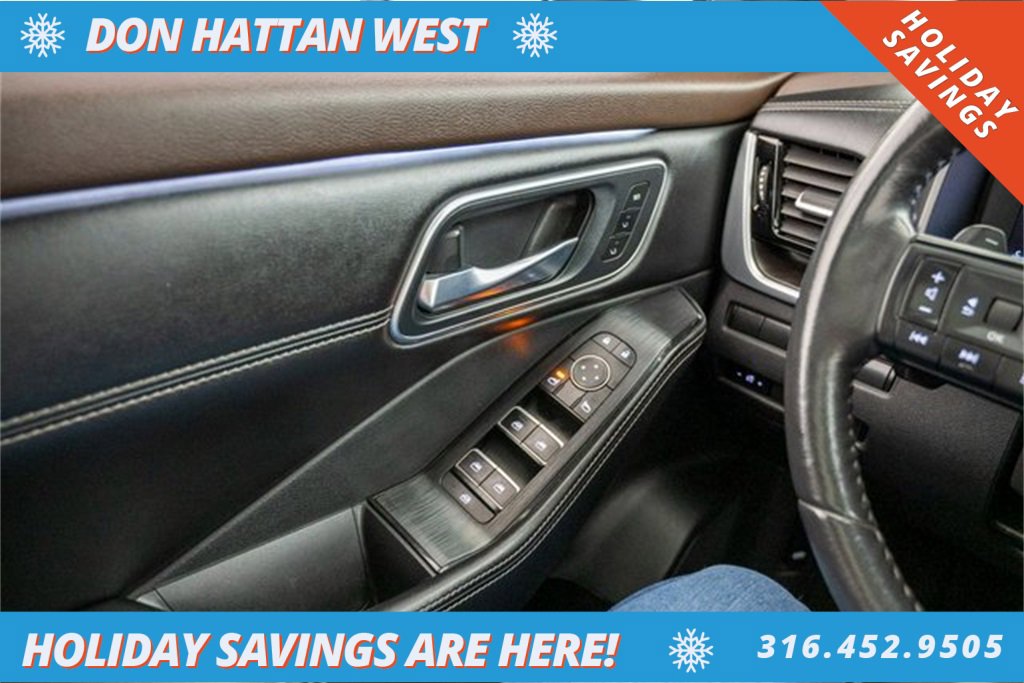 Used 2022 Nissan Rogue Platinum w/ Head-Up Display Package image 17