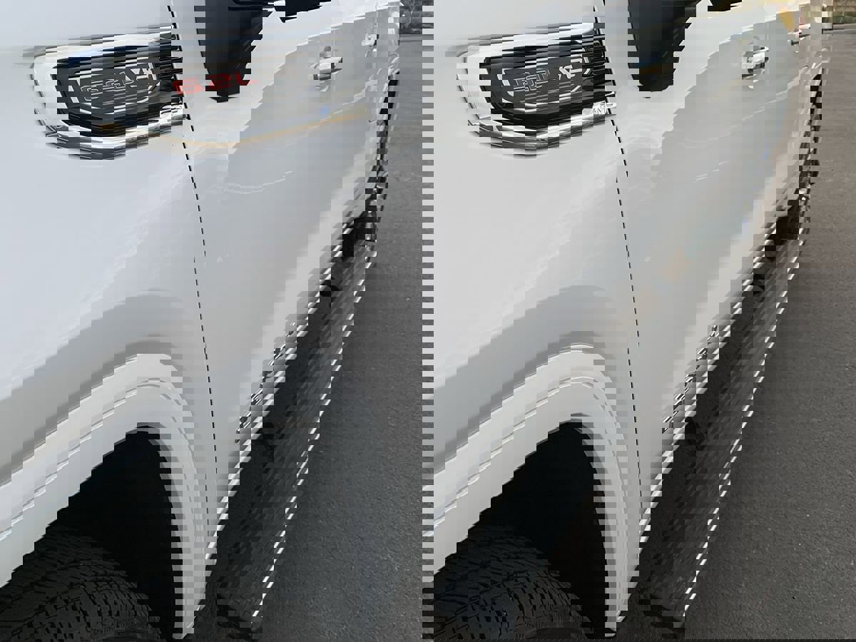 Used 2023 GMC Sierra 1500 Denali image 13