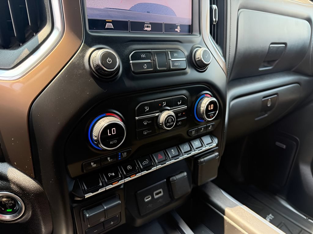 Used 2021 Chevrolet Silverado 1500 High Country AWD/4WD image 27