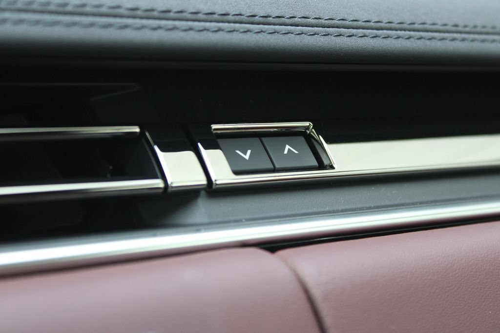 New 2026 Land Rover Range Rover SE AWD/4WD image 21