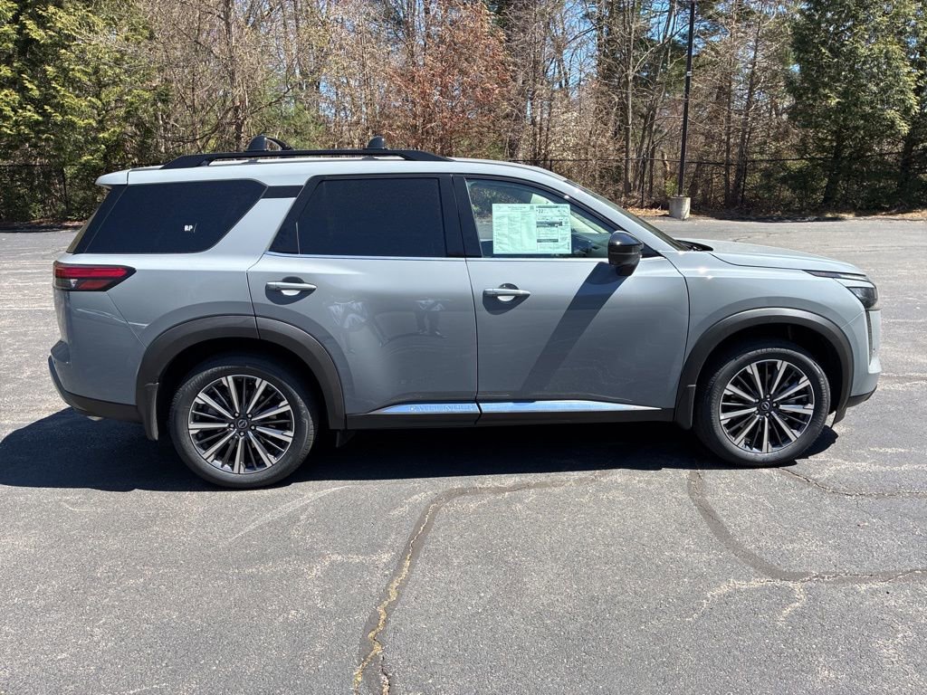 New 2026 Nissan Pathfinder Platinum AWD/4WD image 8