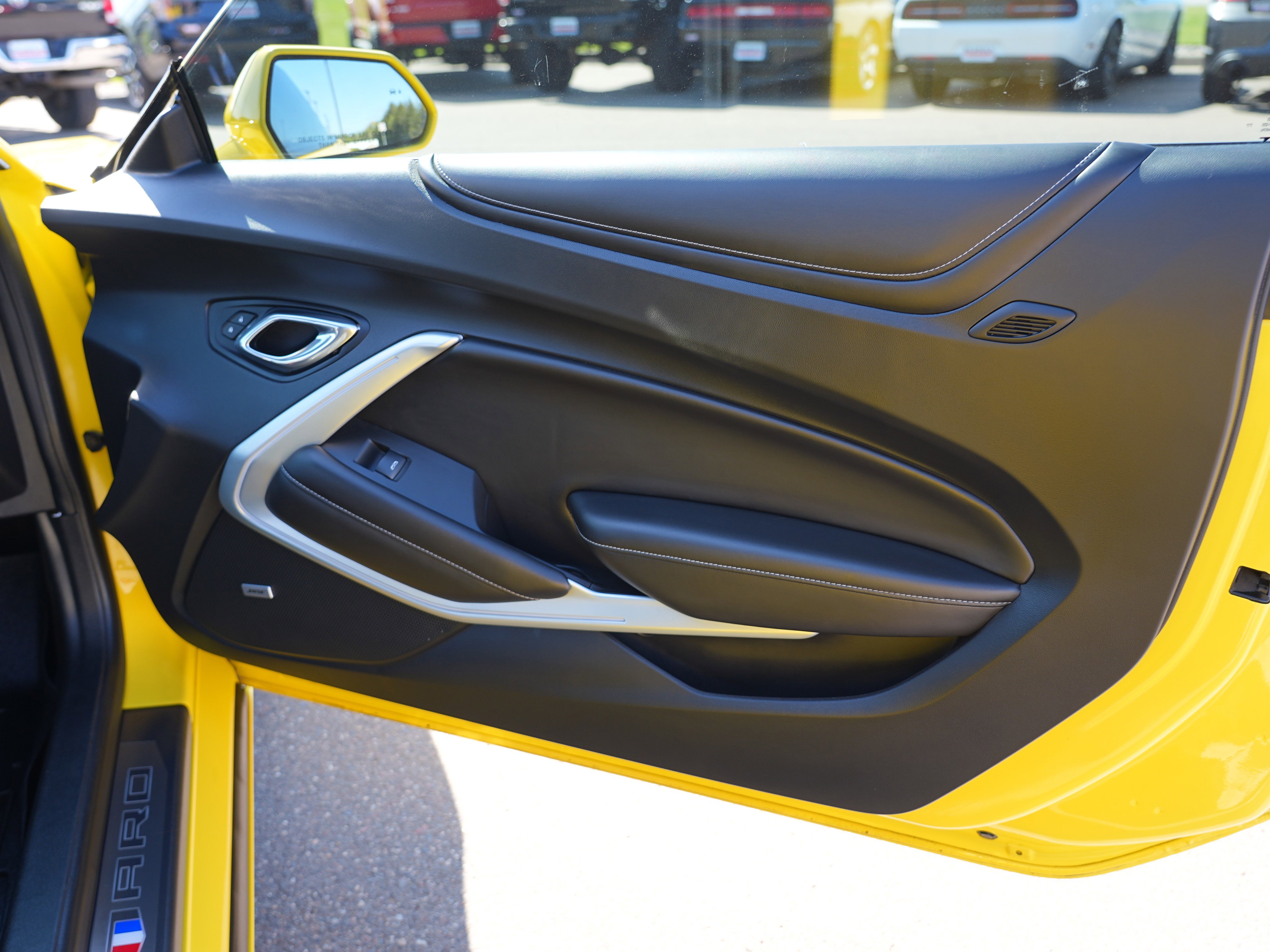 Used 2017 Chevrolet Camaro SS RWD image 23