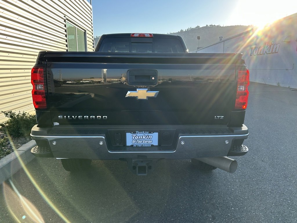 Used 2016 Chevrolet Silverado 2500 LTZ w/ Duramax Plus Package image 7