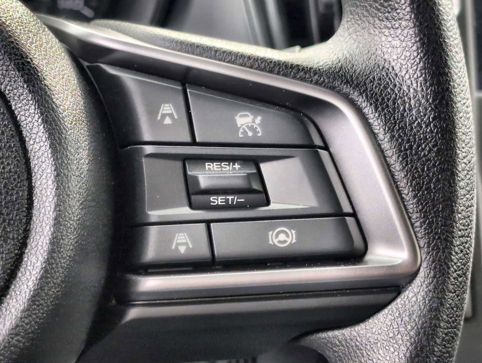 Used 2025 Subaru Impreza 2.0i image 24