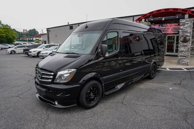 Used 2016 Mercedes-Benz Sprinter 2500 image 2