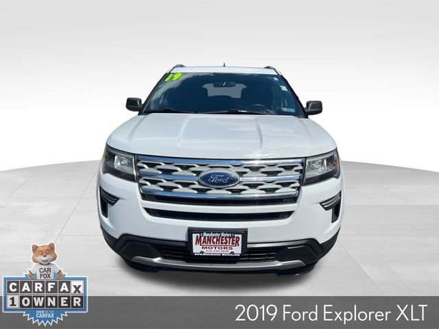 Used 2019 Ford Explorer XLT AWD/4WD image 2