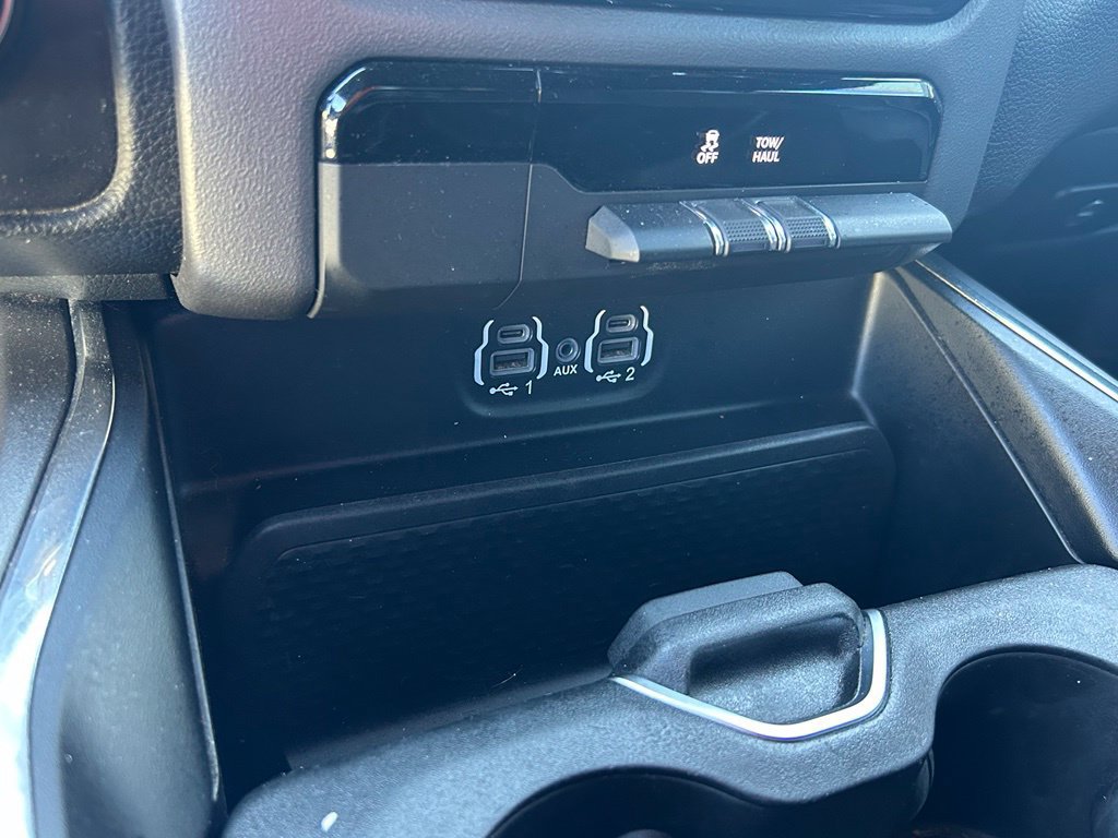 Used 2024 RAM 1500 Laramie RWD image 21