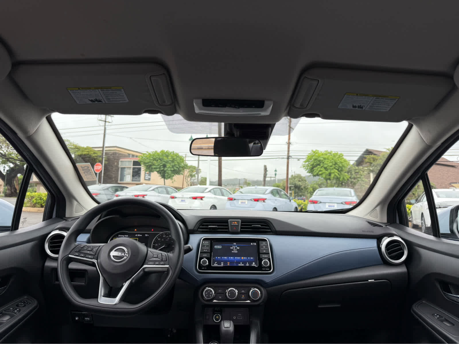 Used 2025 Nissan Versa SV w/ Trunk Package image 10