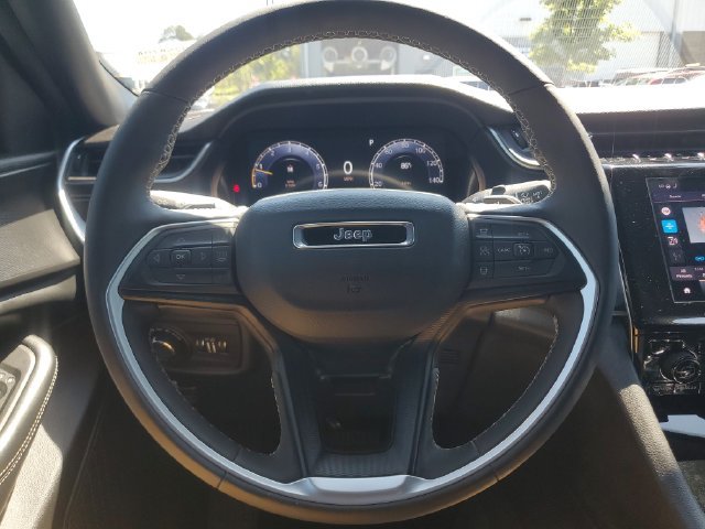 Certified 2024 Jeep Grand Cherokee Altitude RWD image 25