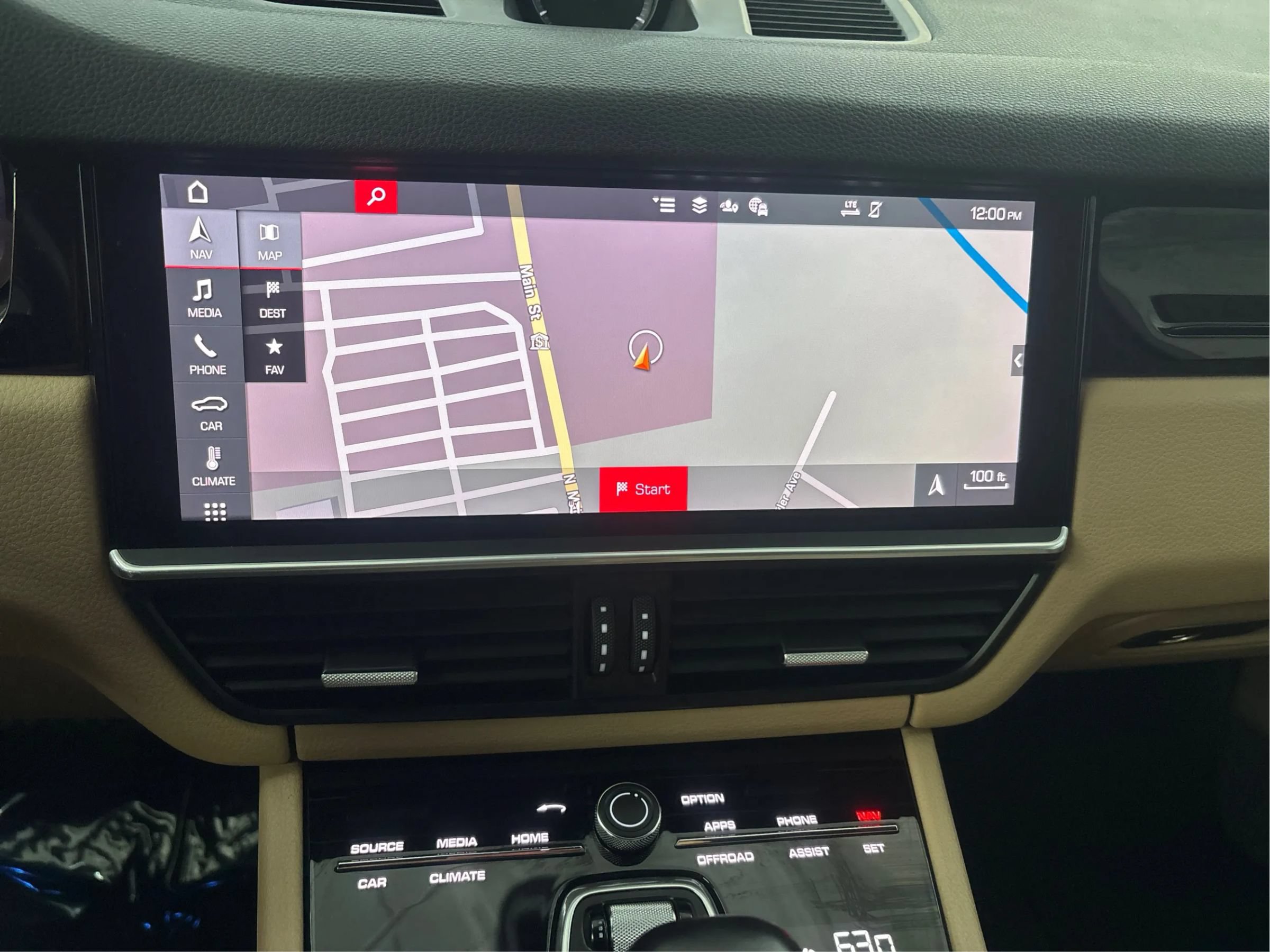 Used 2021 Porsche Cayenne AWD/4WD image 35