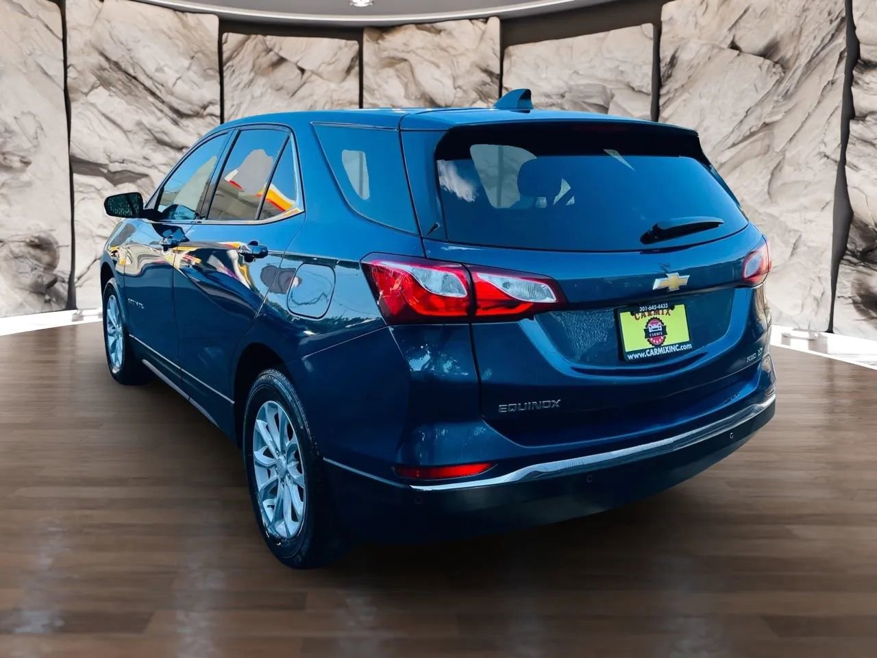 Used 2020 Chevrolet Equinox LT image 11