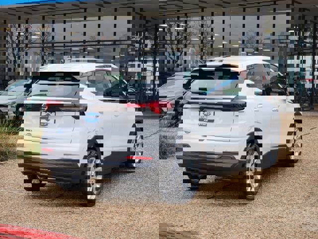 New 2027 Chevrolet Bolt LT w/ Comfort Package image 4