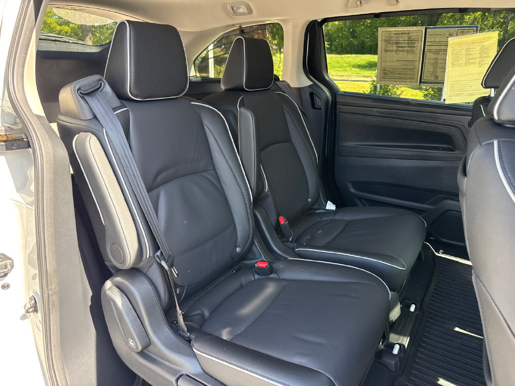 Certified 2026 Honda Odyssey Touring image 34