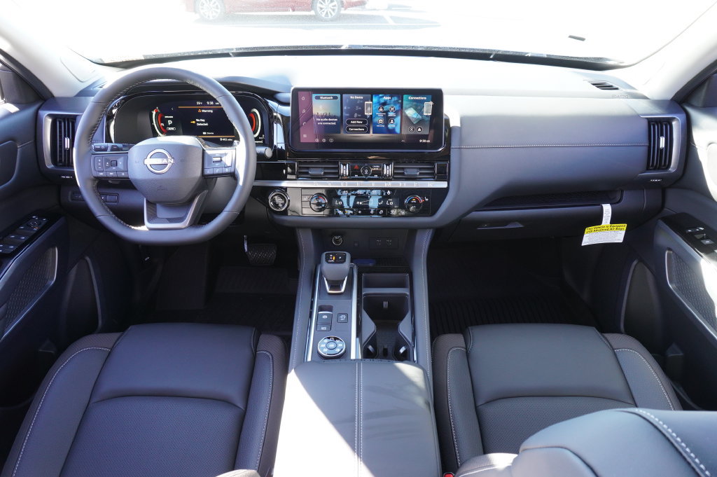 New 2026 Nissan Pathfinder SL w/ SL Premium Package AWD/4WD image 12