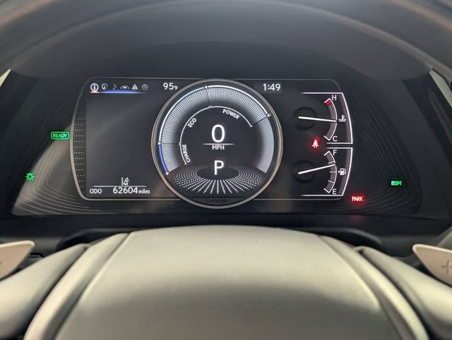 Used 2022 Lexus ES 300h Ultra Luxury w/ Protection Package (P3) FWD image 18