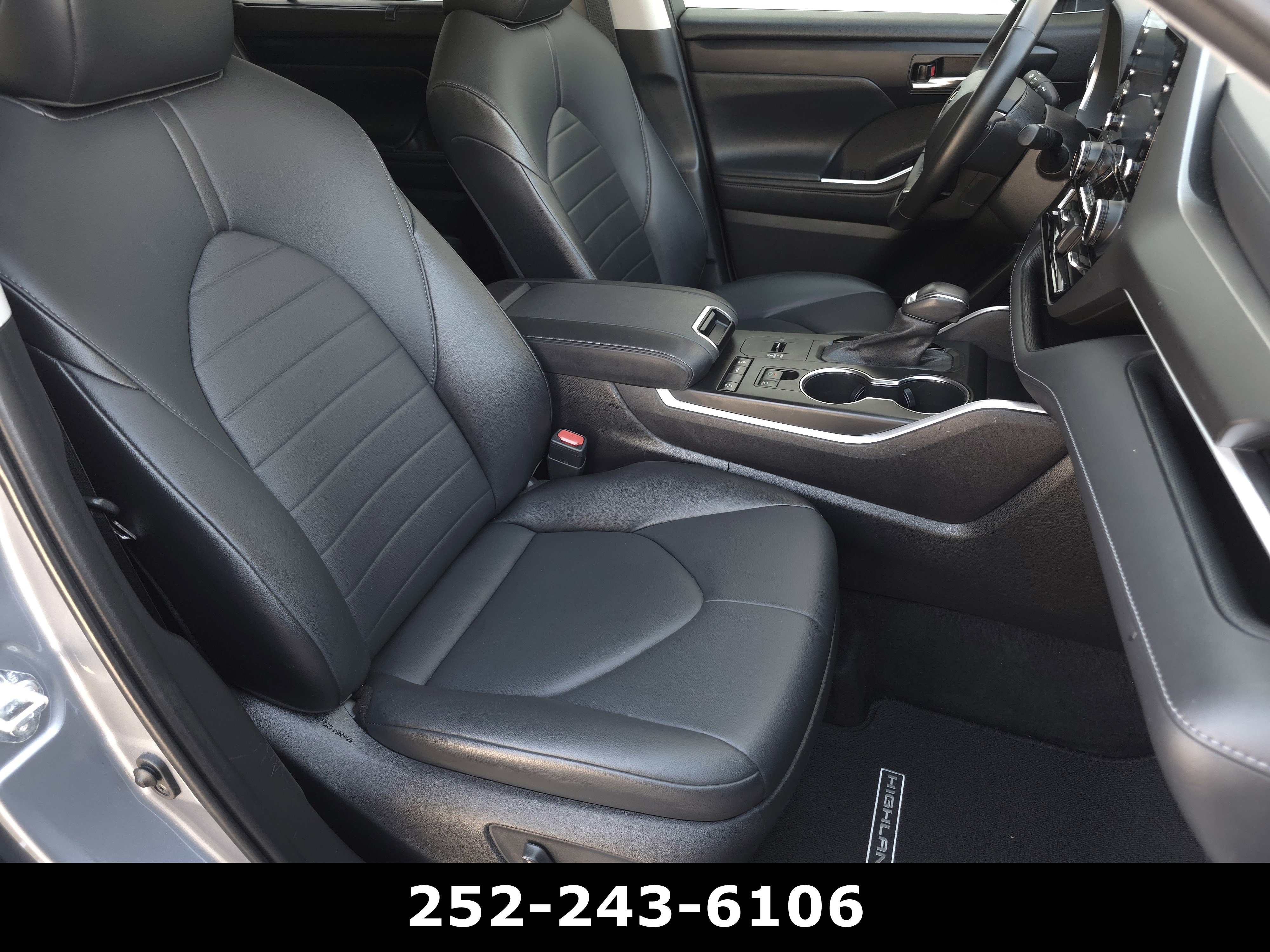 Used 2021 Toyota Highlander XLE image 42