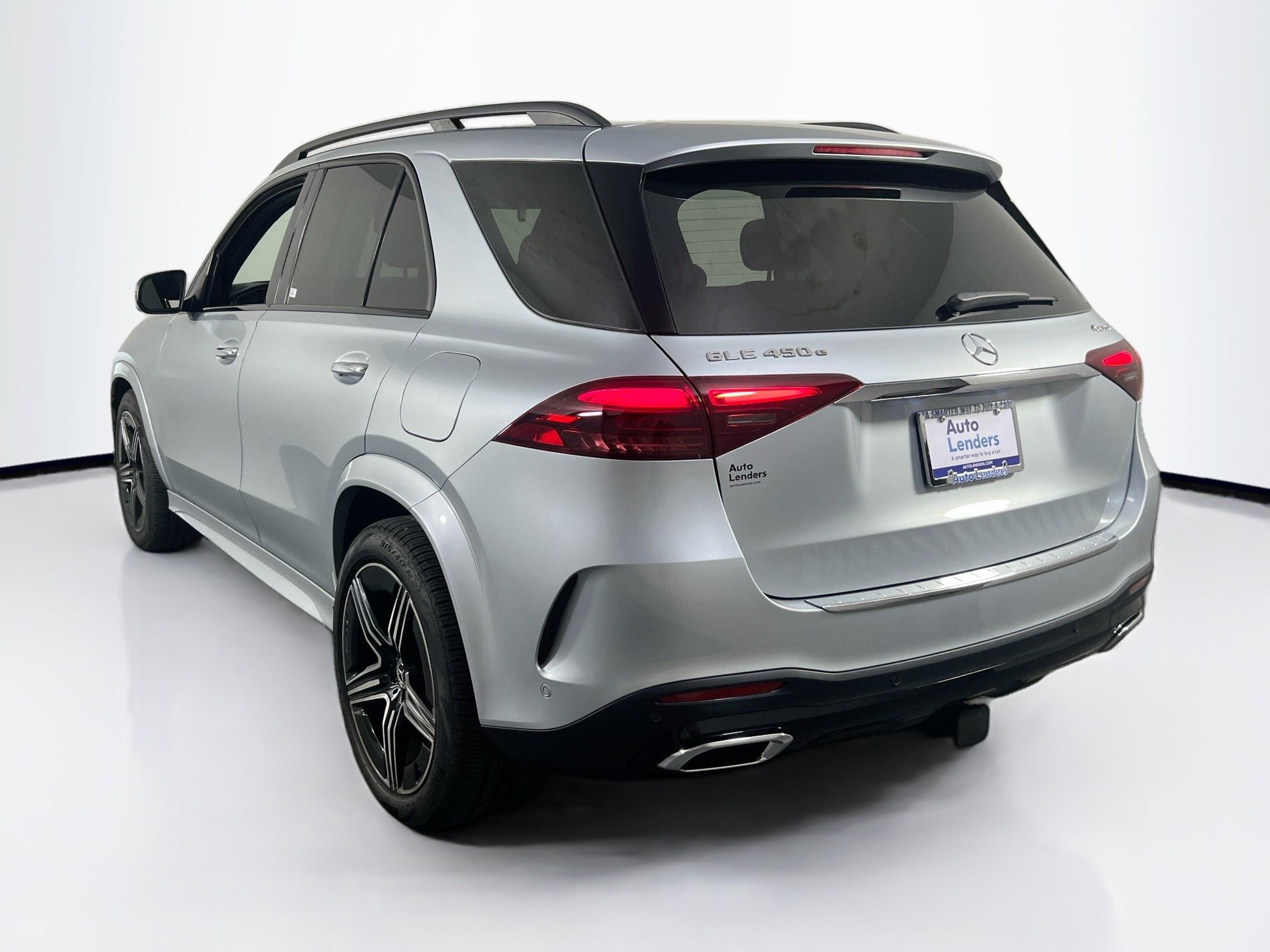 Used 2025 Mercedes-Benz GLE 450e 4MATIC image 7