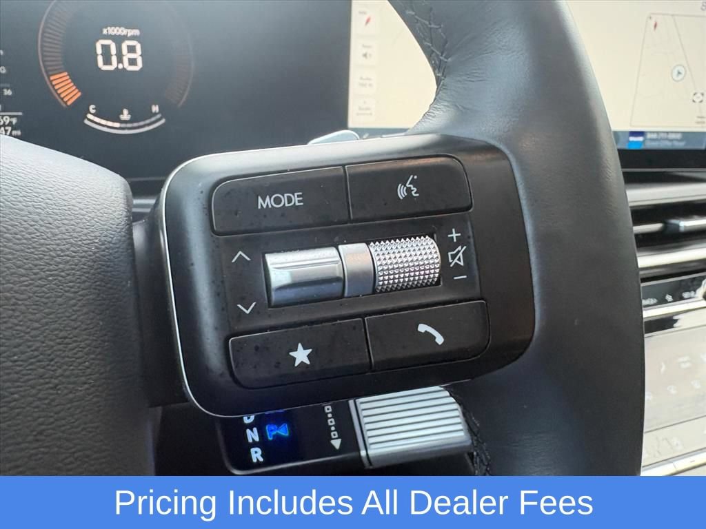 Used 2024 Hyundai Santa Fe XRT AWD/4WD image 13