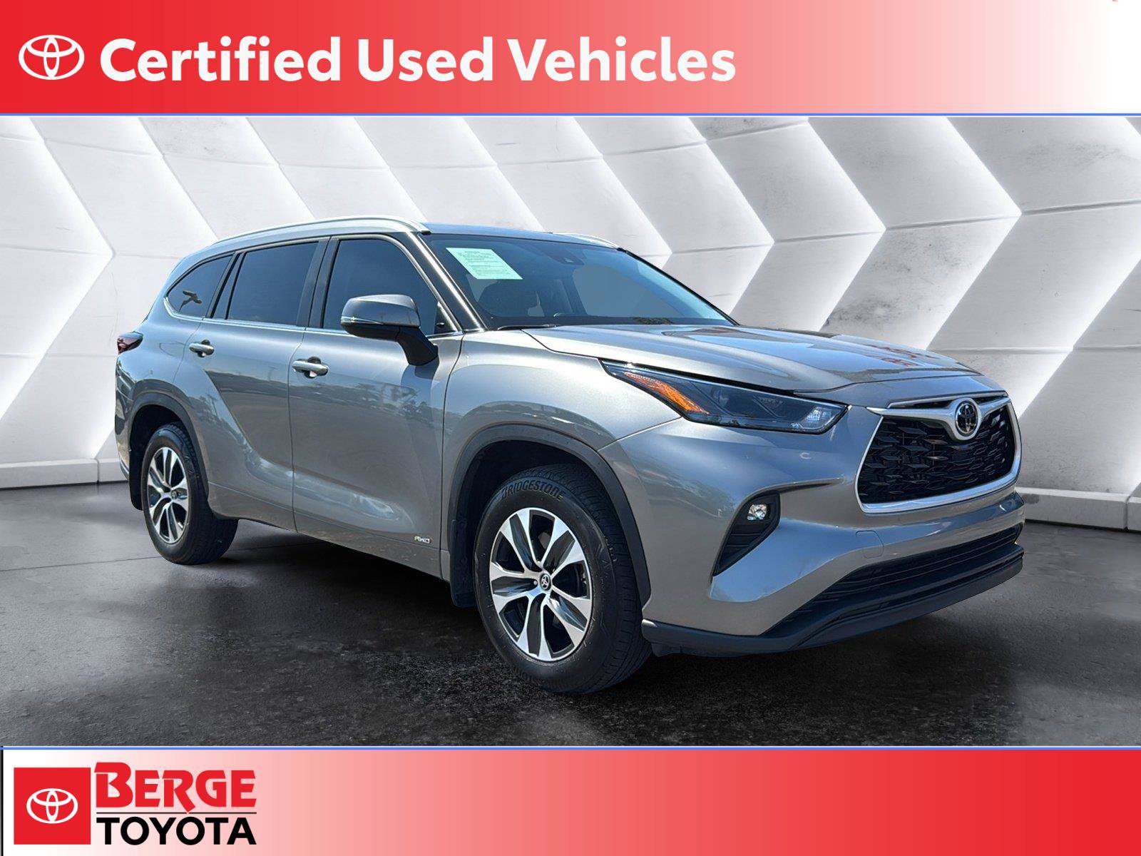 Used 2026 Toyota Highlander XLE AWD/4WD video 1