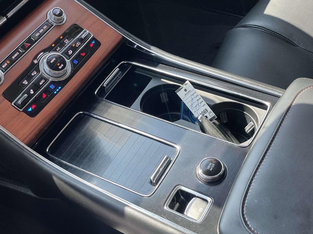 Used 2023 Lincoln Aviator Reserve w/ Equipment Group 201A image 16
