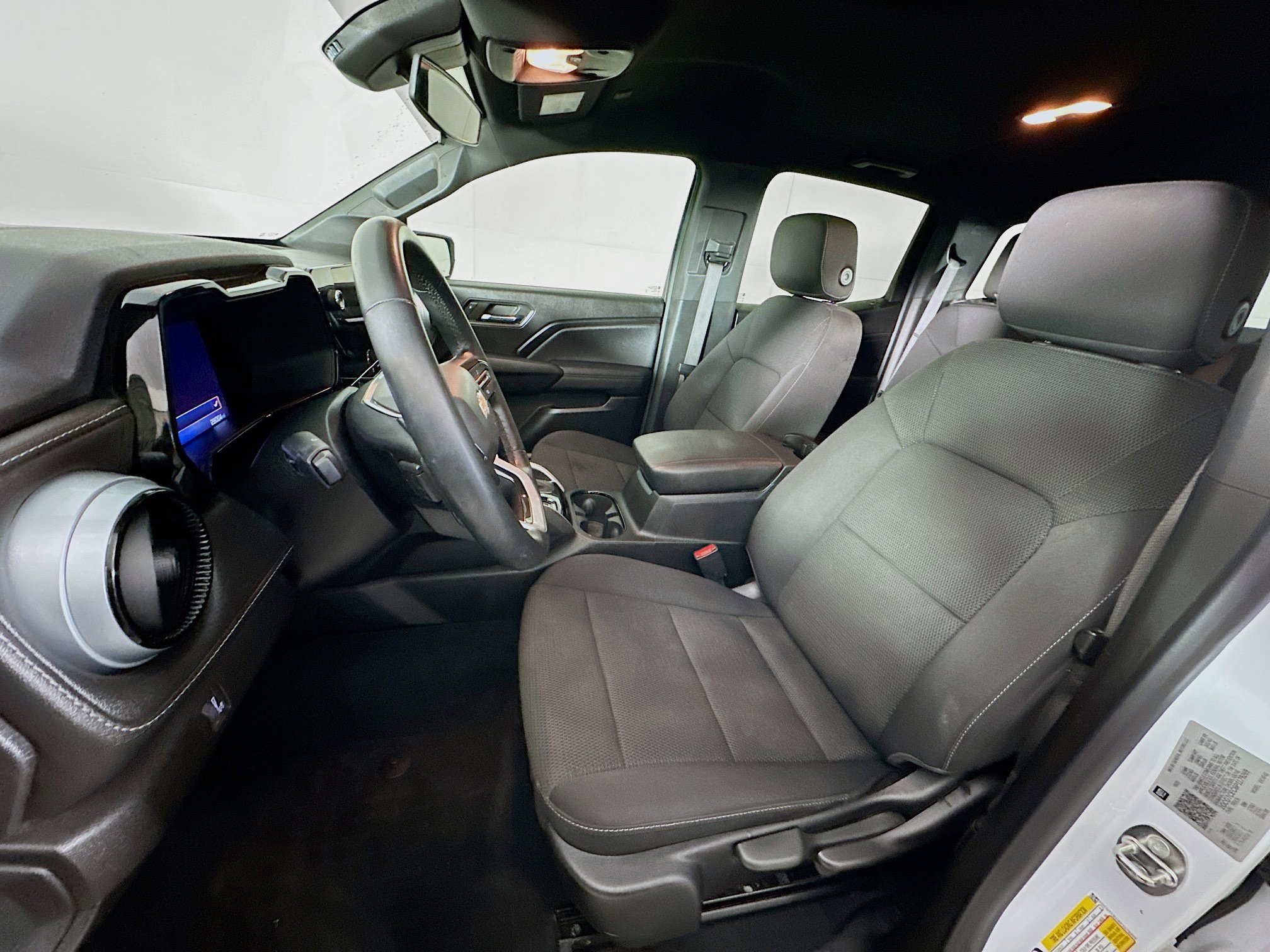 Used 2023 Chevrolet Colorado LT image 13