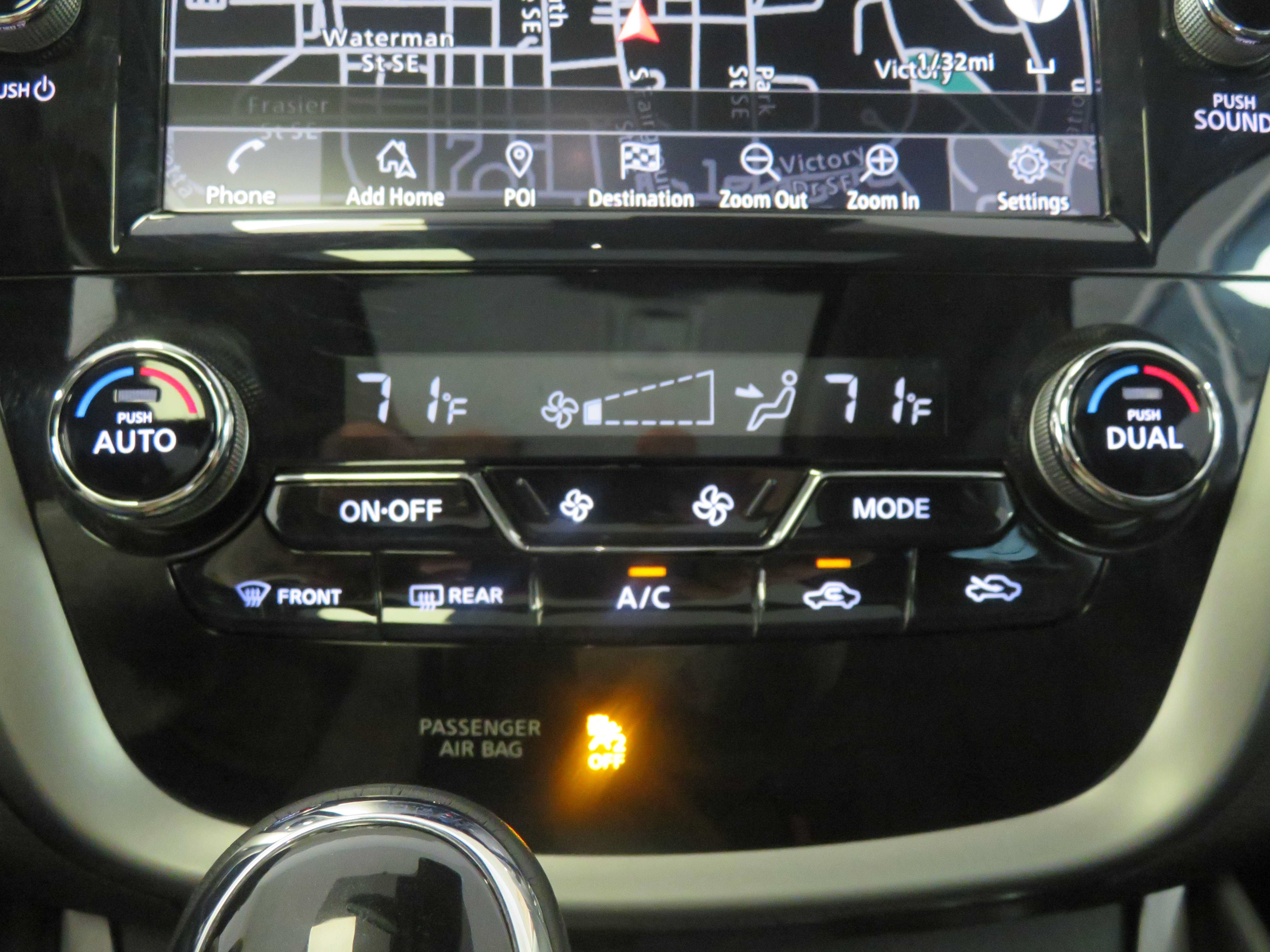 Used 2024 Nissan Murano SL AWD/4WD image 44