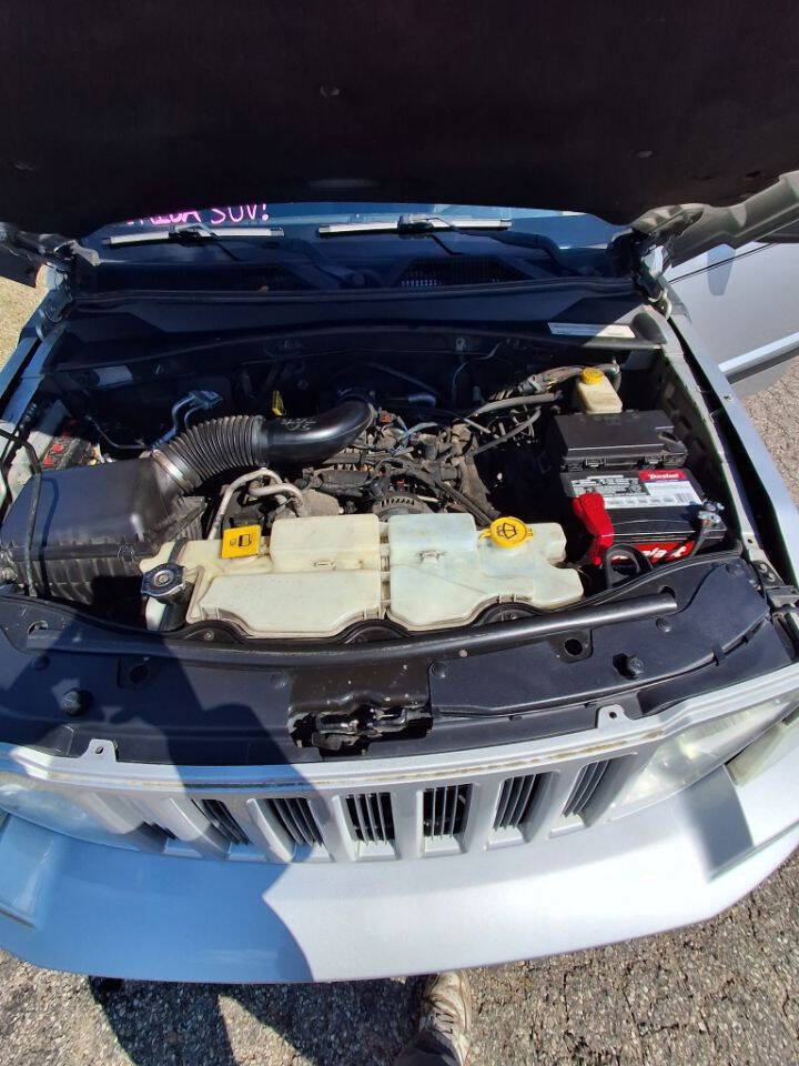 Used 2012 Jeep Liberty Sport AWD/4WD image 18